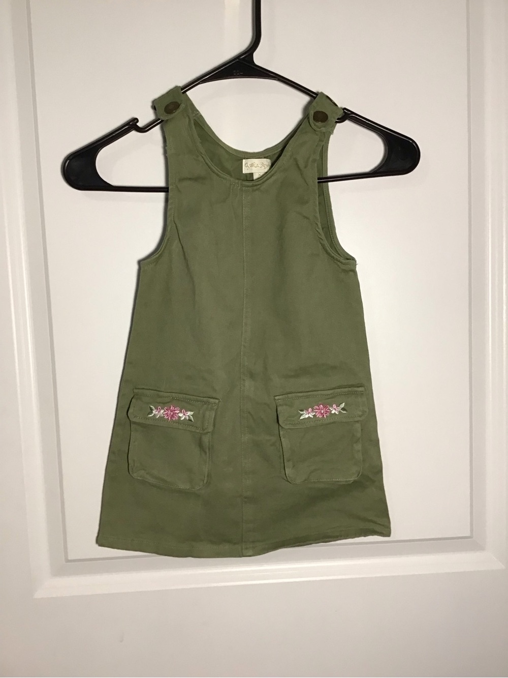 Cynthia Rowley Olive Green Top with Gold Logo Tag Size 5
